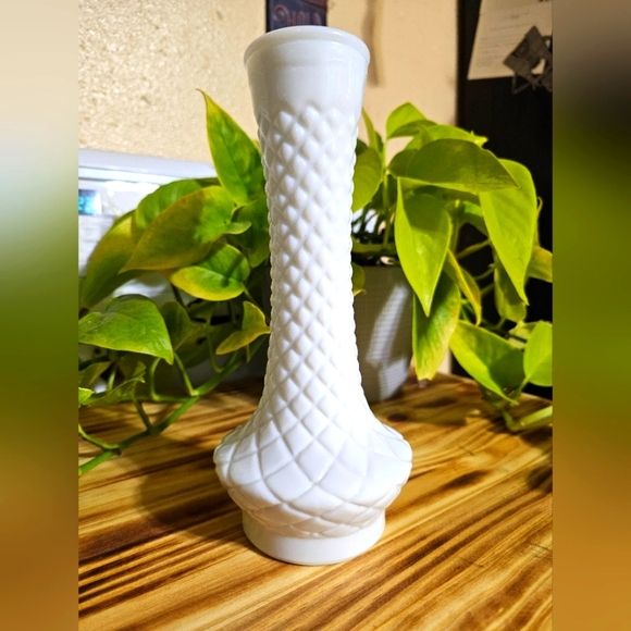 Vintage Randall Milk Glass Bud Vase - Picture 1 of 4